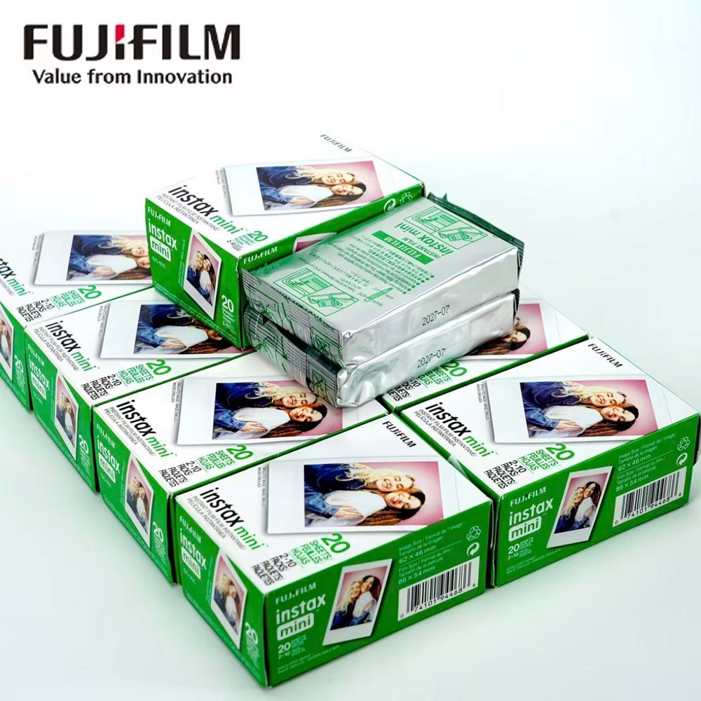 10 20 50 60 ورقة من فيلم فوجي  - مراجعة Instant Film Pack وسعره